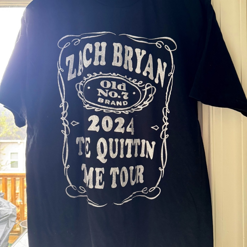 NWOT L Official Zach BryanThe Quittin Time Tour